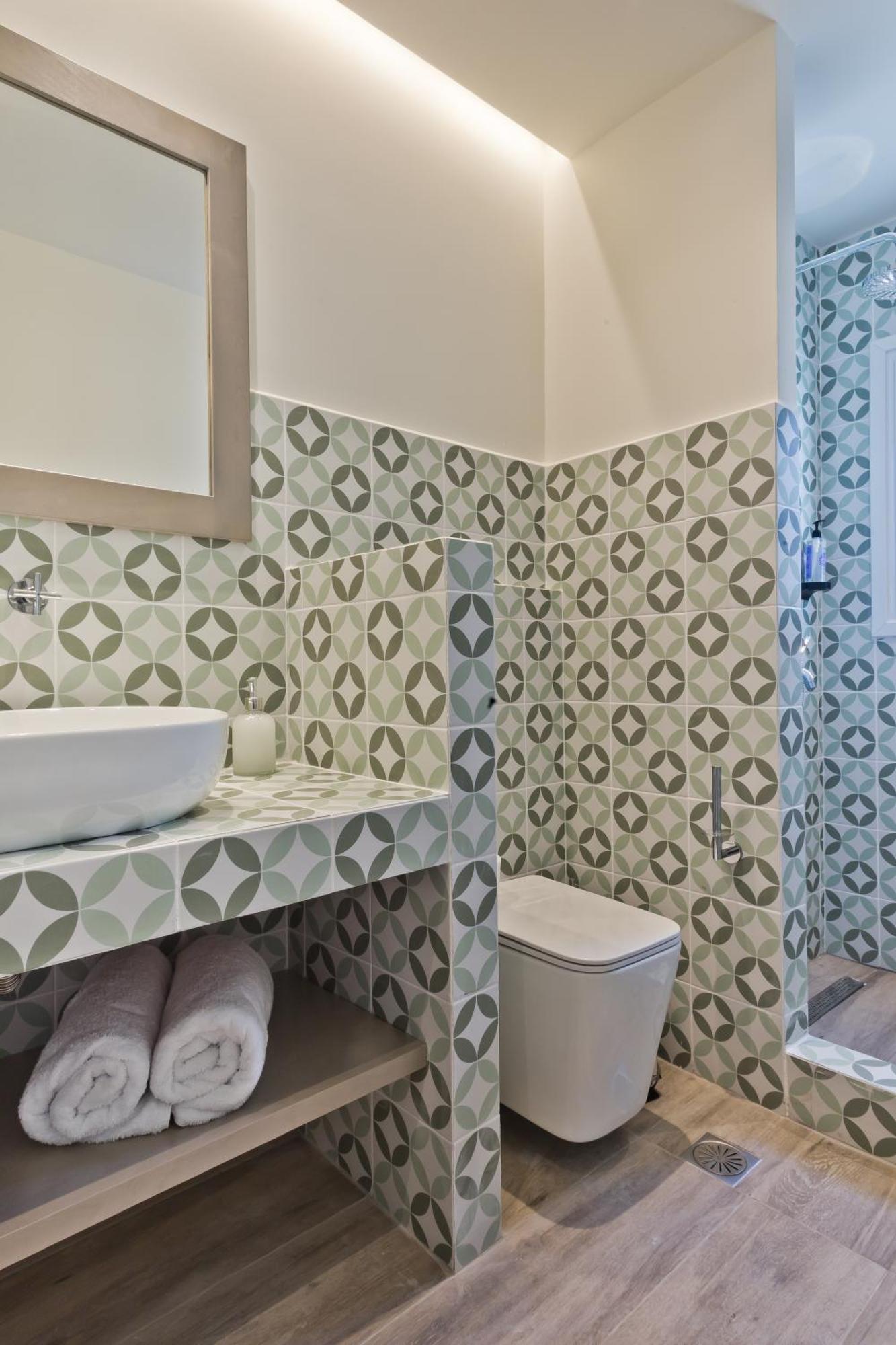 Posidonia Luxury Suites Karpathos Exterior photo